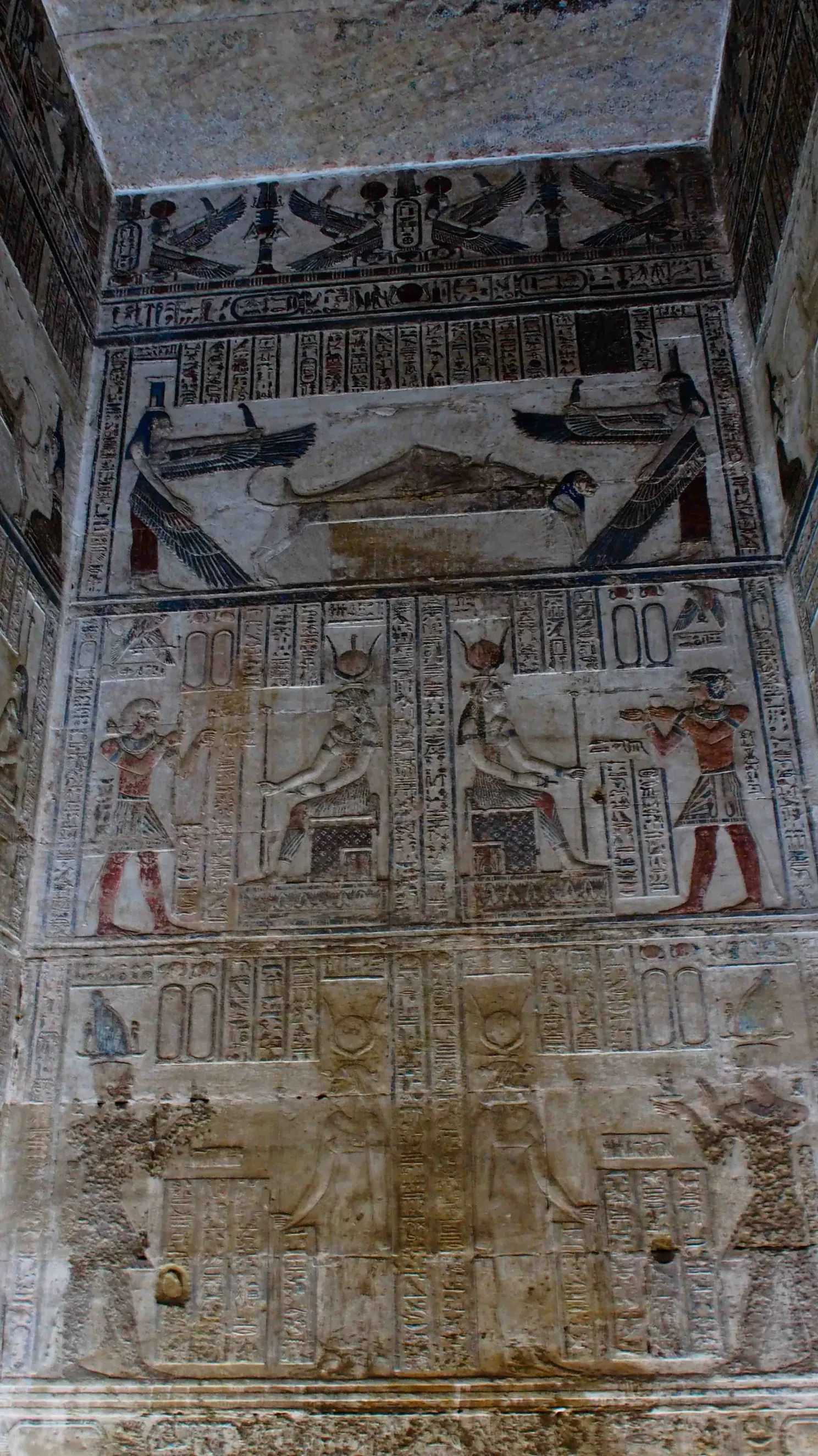 TEMPLO DE DENDERA